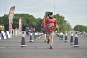 BIB: 
                            <button type="button" onclick="openModal(4922357)" class="btn btn-primary btn-sm float-right btn-popup" data-toggle="modal" data-target=".modal-high-quality">
                        <i class="fas fa-shopping-cart"></i> Add to Cart
                    </button>
                                            <button type="button" onclick="isThisMe(4922357, true)" class="btn btn-success btn-sm float-right btn-popup btn-isme hidden" data-toggle="tooltip" data-placement="bottom" title="นี่คือรูปของคุณใช่ไหม คลิกที่นี่เพื่อเอาเข้าอัลบั้ม">
                        <i class="fas fa-plus"></i> Add to album
                    </button>
                    <button type="button" onclick="isThisMe(4922357, false)" class="btn btn-warning btn-sm float-right btn-popup btn-isnotme hidden">
                        <i class="fas fa-ban"></i> Remove from album
                    </button>